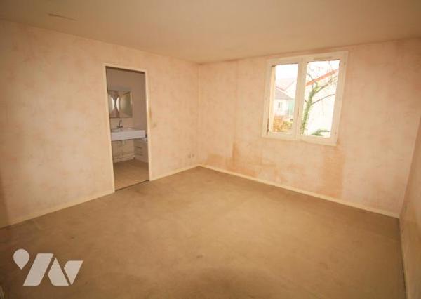 CHEVILLY-LARUE - QUARTIER RECHERCHE