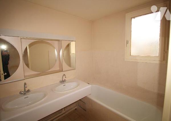 CHEVILLY-LARUE - QUARTIER RECHERCHE