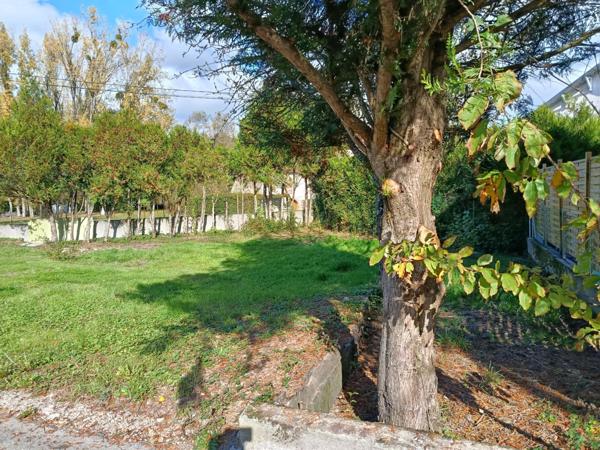 Terrain constructible de 437m2 à Deyvillers