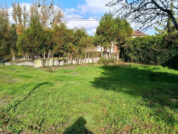 Terrain constructible de 437m2 à Deyvillers