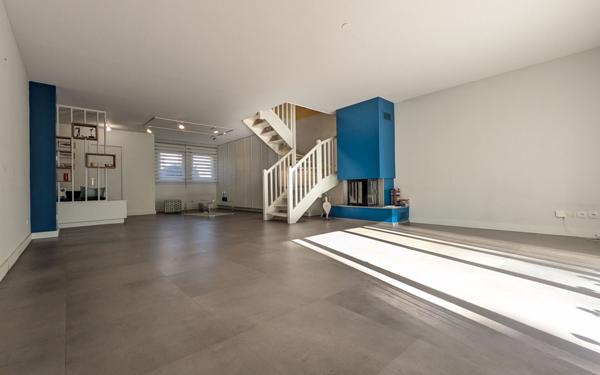 Maison à vendre    5 pièces • 142,54 m2 Lyon 5