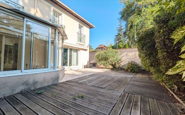 Maison à vendre    5 pièces • 142,54 m2 Lyon 5