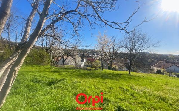 Terrain à vendre    Montluçon