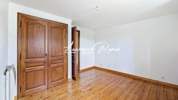 Maison en pierre de 117 m² avec terrain à La Chaise-Dieu (43160)