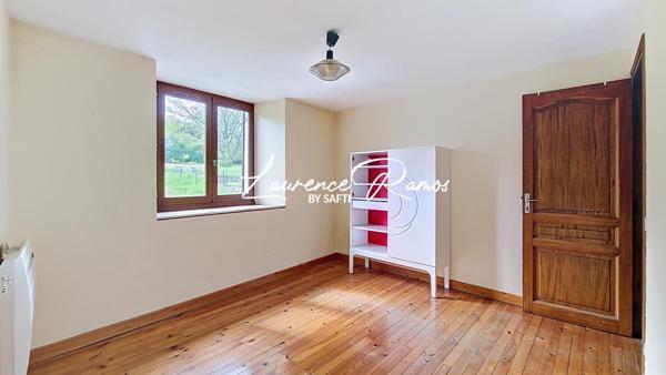 Maison en pierre de 117 m² avec terrain à La Chaise-Dieu (43160)