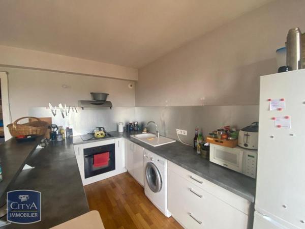 Appartement à louer 4 pièces 75.95m²