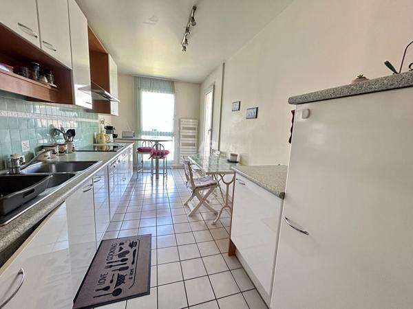 Appartement Poissy 4 pièce(s) 98 m2 €379 000 ** - Référence 9237