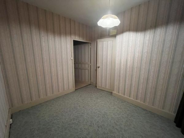Maison 56 000 € Saint-Dizier-Leyrenne 5 p 80 m² DPE