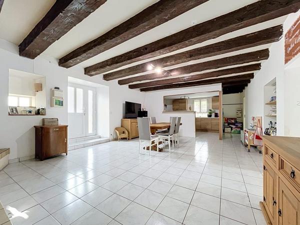 Maison 260 190 € Vergt 5 p 138 m² DPE D