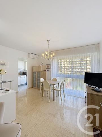 Appartement F1 à vendre  1 pièce - 26 m2 CANNES - 06