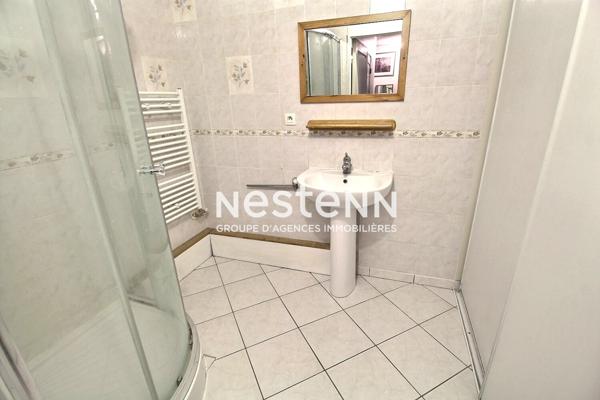 CENTRE VILLE : Prox t10 - T3 - 68m² - Saint-Fons - Commerces -LOGGIA SANS VIS A VIS -GARAGE