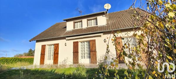 Maison à vendre 8 pièces 147 m² Châteauneuf-en-Thymerais