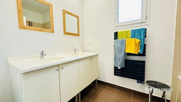 Maison 6 pièces - 158 m² Exclusivité efficity