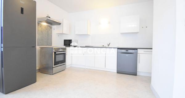 À vendre Appartement 4 pièces 90.57 m² - La Rochelle 17000