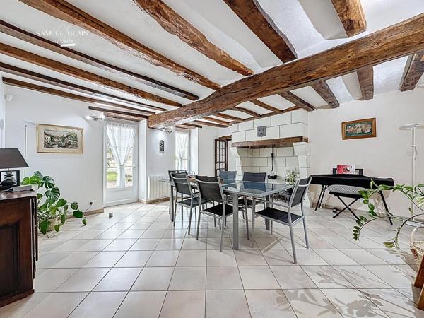 Plain pied, au calme, commercers à 2 mn.