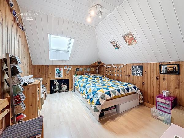 Plain pied, au calme, commercers à 2 mn.