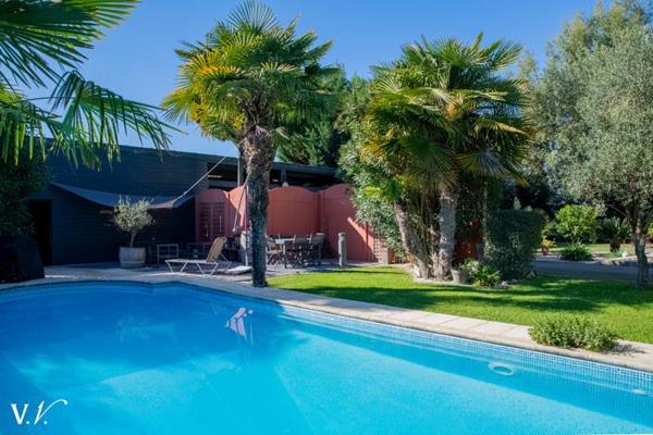 Maison à vendre |  Bègles |  8 pièces | 217 m²