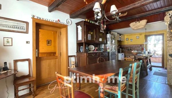 Maison de caractère en pierre, +200 m² – 6 chambres – Homécourt