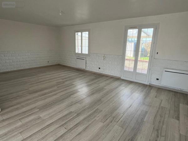 Maison à vendre à Sainte-Jamme-sur-Sarthe dans la Sarthe (72380), ref : 72126-3155