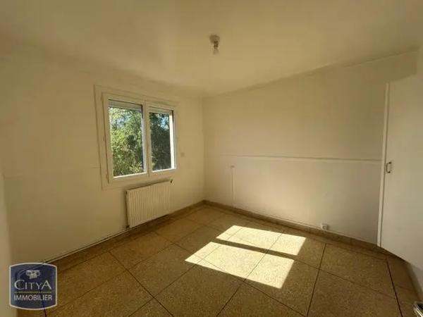 Maison à louer 4 pièces 84m² Pamiers (09100)