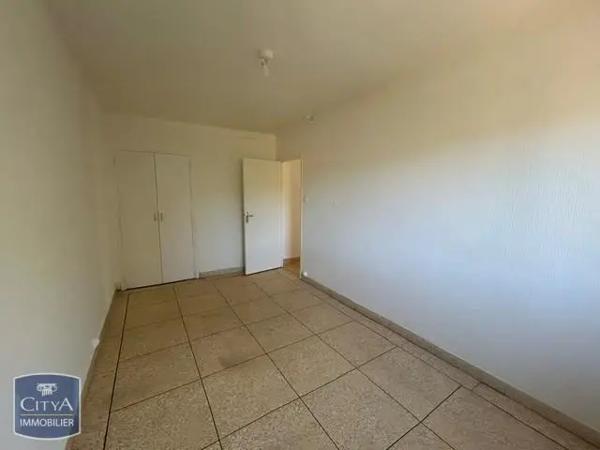 Maison à louer 4 pièces 84m² Pamiers (09100)