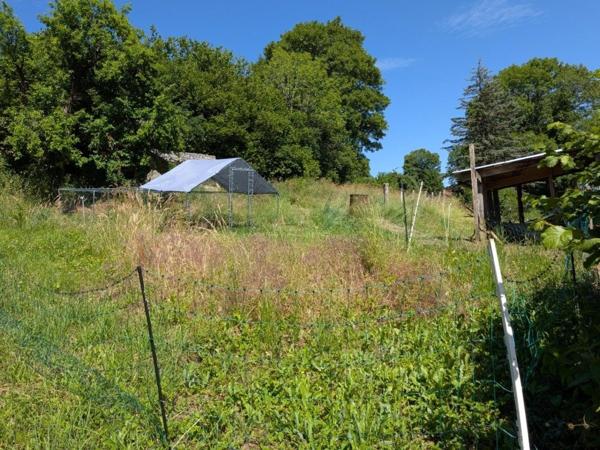 Maison en pierre à rénover avec terrain  – Hauteur de SALINS LES BAINS (Jura)