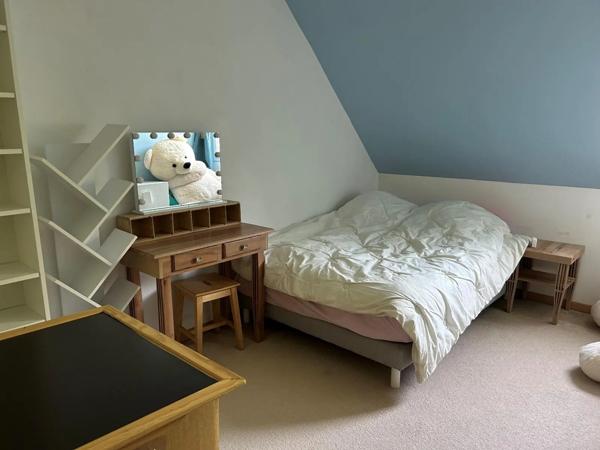 Appartement à louer 5 pièces 119.55m²