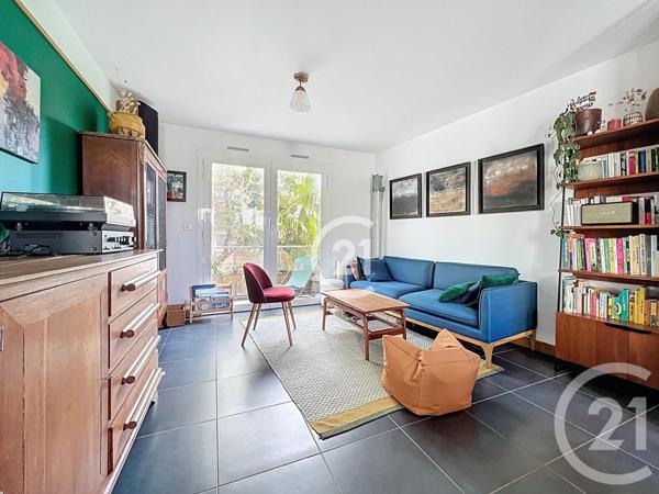 Appartement F3 à vendre  3 pièces - 56,54 m2 MONTREUIL - 93