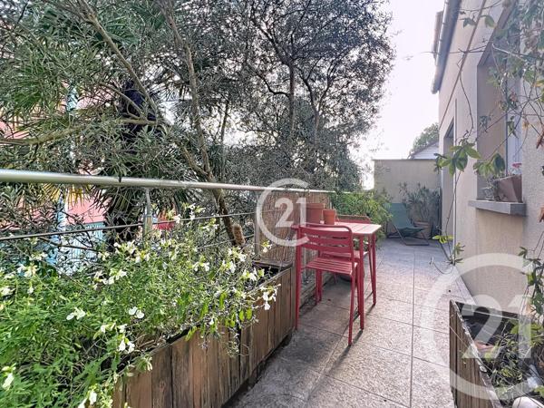 Appartement F3 à vendre  3 pièces - 56,54 m2 MONTREUIL - 93