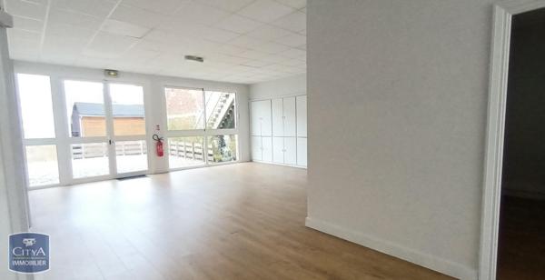 Local commercial à louer 127.6m²