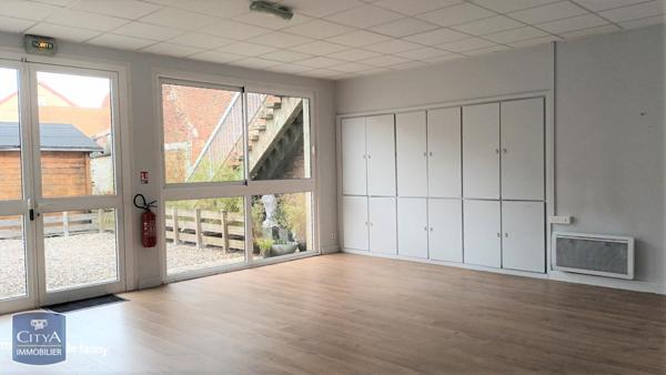 Local commercial à louer 127.6m²