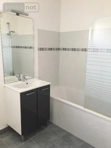 Location - Appartement Saint-André-les-Vergers 10120 3 pièces 63 m 2