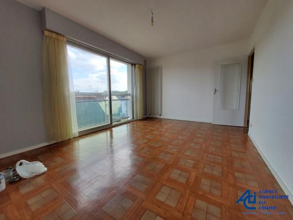 Appartement à louer Pontivy : 2 pièces, 43m² avec 1 chambre(s) à 490€ - AJP Immobilier Pontivy