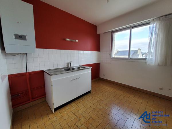 Appartement à louer Pontivy : 2 pièces, 43m² avec 1 chambre(s) à 490€ - AJP Immobilier Pontivy