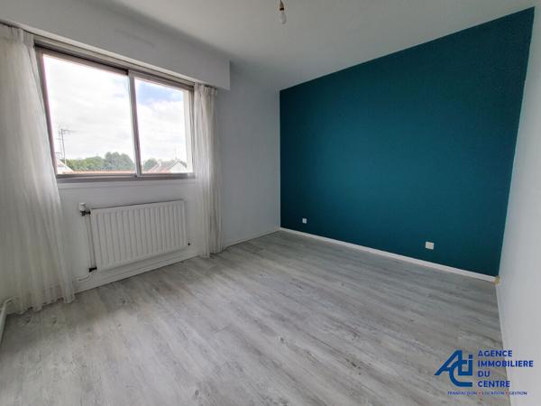 Appartement à louer Pontivy : 2 pièces, 43m² avec 1 chambre(s) à 490€ - AJP Immobilier Pontivy