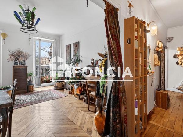 À vendre Appartement 4 pièces 83.09 m² - Paris 75010