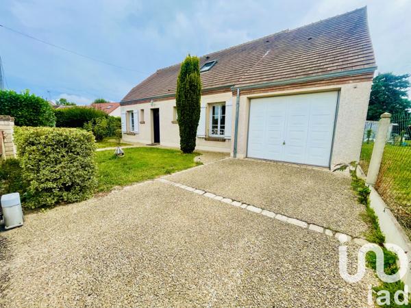 Maison à vendre 6 pièces 141 m² Châteauneuf-sur-Loire