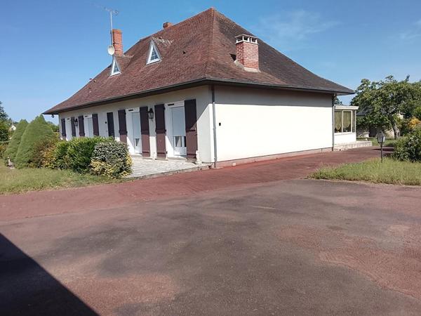 Maison Buzancais 6 pièce(s) 272 m2