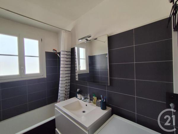 Appartement T5 à vendre  5 pièces - 88,64 m 2   LE MANS  - 72