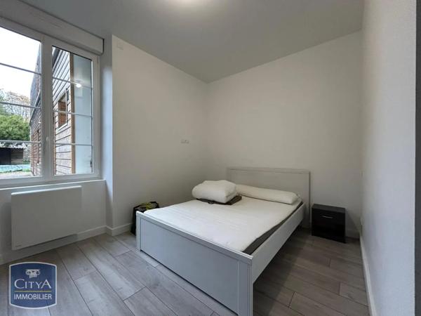 Appartement à louer 2 pièces 48.06m² Alençon (61000)