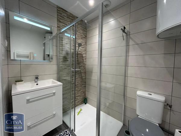 Appartement à louer 2 pièces 48.06m² Alençon (61000)