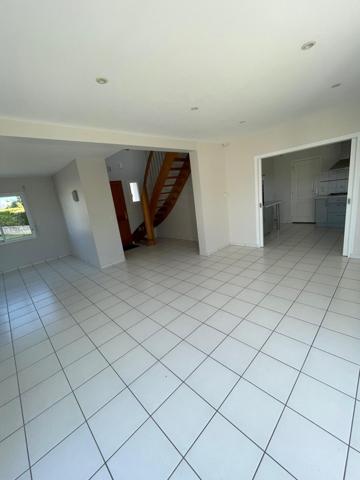 Maison à LOCMARIAQUER, 56740 - 5 pièces 99m²