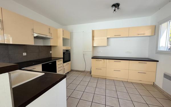 Maison à louer    2 pièces • 100,35 m2 Pérols