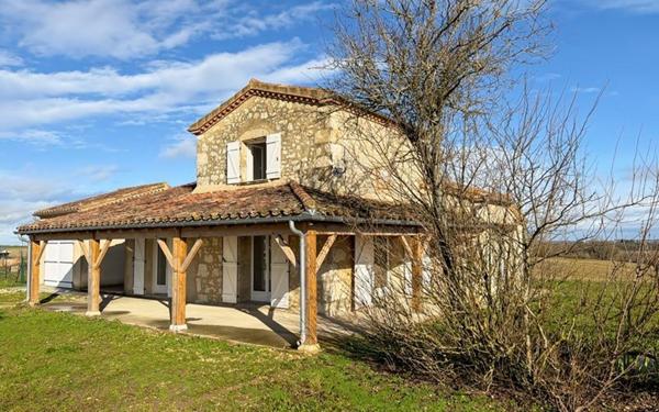 Maison à vendre    4 pièces •  Lectoure