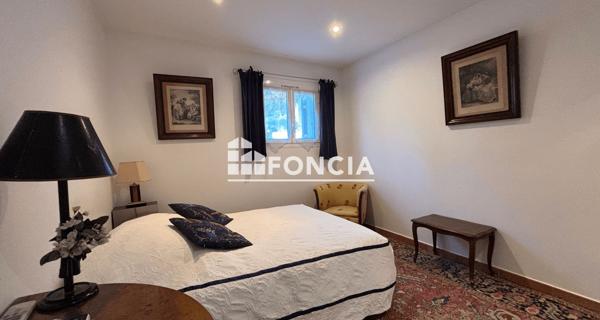 À vendre Maison 8 pièces 223 m² - Toulon 83000