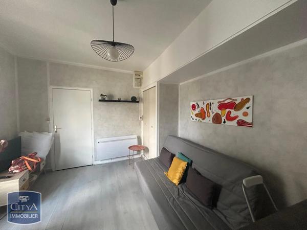 Appartement à louer 1 pièce 21.65m² Saintes (17100)