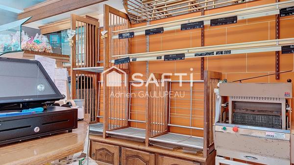 Fonds de commerce en plein centre à saisir!