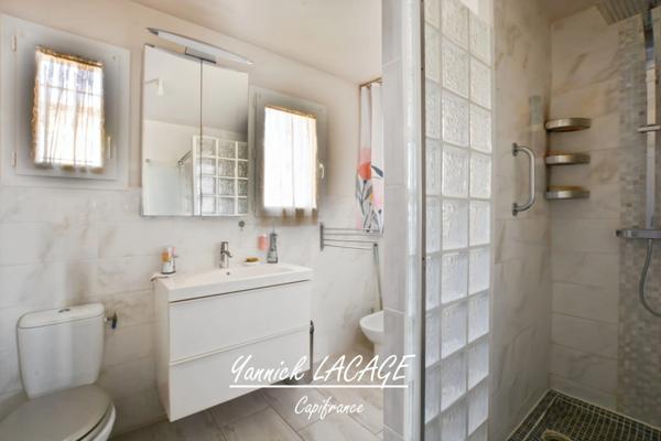 Maison récente de 89m2, familiale et tout confort à Saint-Mitre (13013), avec jardin, garage, piscine hors sol et prestations modernes, à deux pas des écoles et transports !