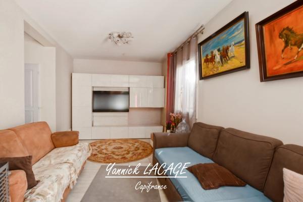 Maison récente de 89m2, familiale et tout confort à Saint-Mitre (13013), avec jardin, garage, piscine hors sol et prestations modernes, à deux pas des écoles et transports !