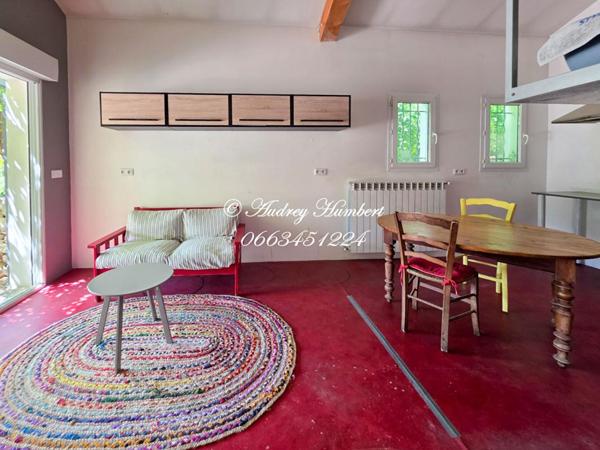 Villeneuve , Maison de charme, 156 m²  avec vue panoramique et piscine sur 1000 m² plantés d'oliviers